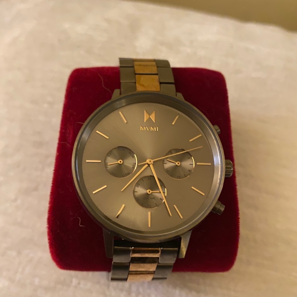 MVMT watch